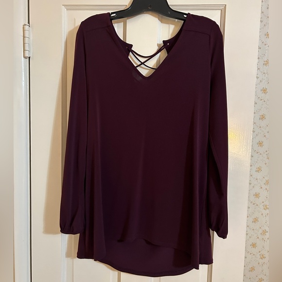 Express Long Sleeve Long Top with Crisscross Back. Size M. - Picture 2 of 7